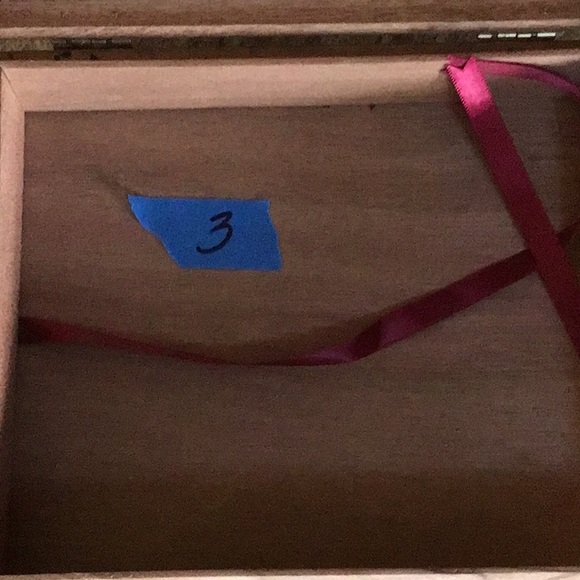 - Padron Premium Wood Empty Cigar Box - Picture 6 of 6